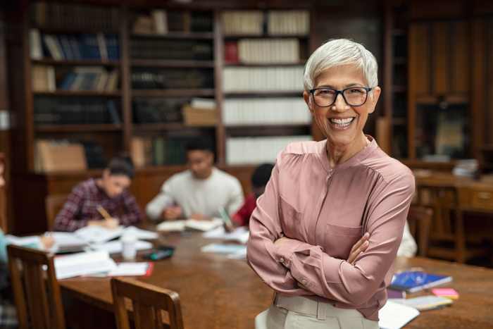 THREE FUNDAMENTAL ELEMENTS TO PHD SUPERVISION